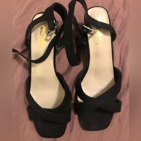 Black sandal heels - wide width - Picture 2 of 3